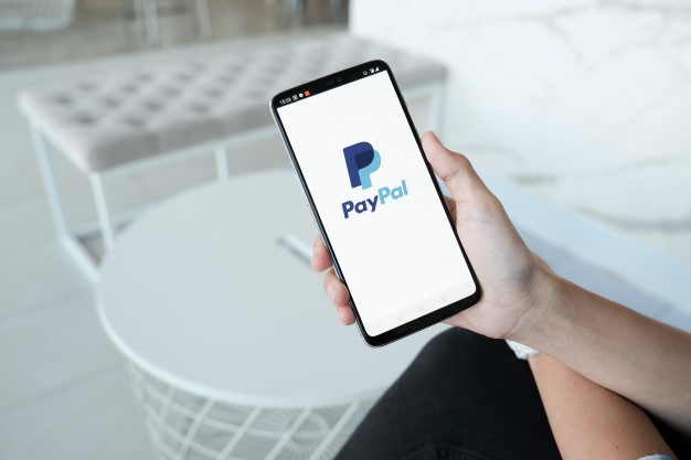 آیا امکان واریز درآمد ارزی یوتیوب به حساب پی پل وجود دارد؟